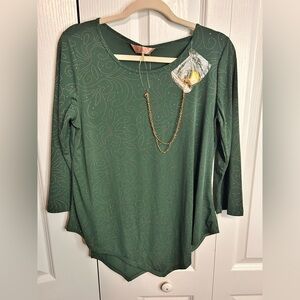 AMANA Women’s Green 3/4 Sleeve Asymmetric Studded Shirt Blouse Medium NWOT